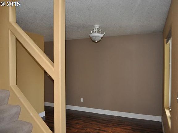 3rd image of 7605 NE 60th St