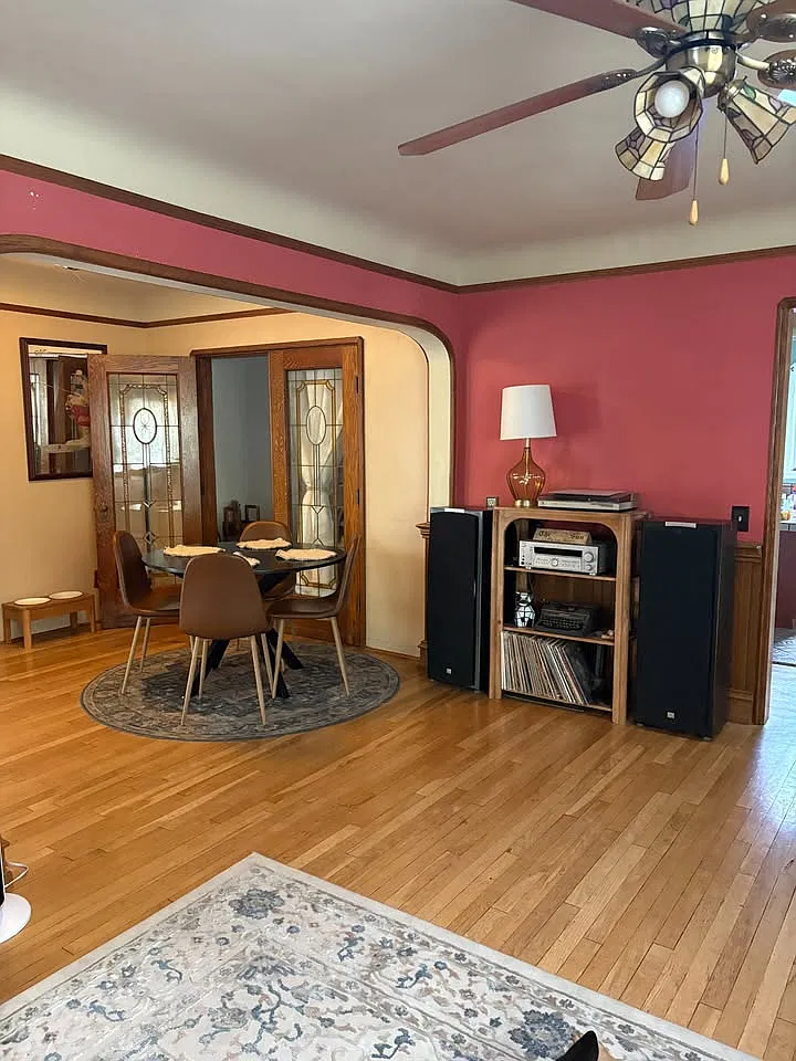 3 bed, 1409 sqft, $2,500 — Photo 4