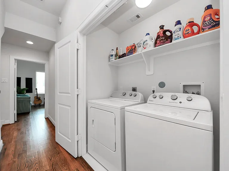 1243 Bonner St #A — Photo 28
