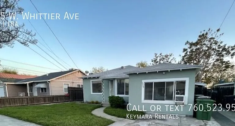 555 W Whittier Ave — Photo 2