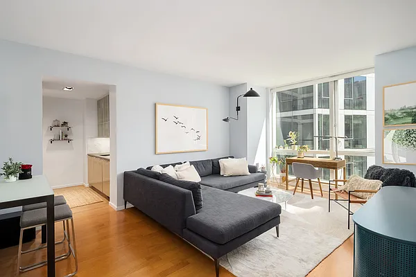 Sold by Compass | media 1