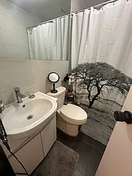 Rented by FLATS & PADS LLC