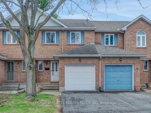 13 Springcreek Cres, Ottawa, ON K2M 2K7
