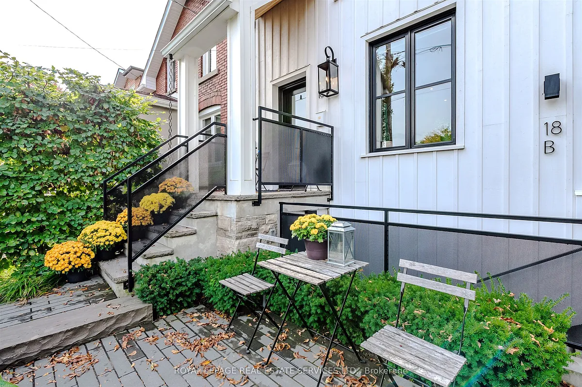 Building Photo - 18 Milton St #LOWER