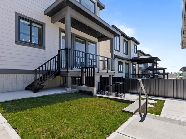 1585 168th St, Surrey, BC V3Z 9M4