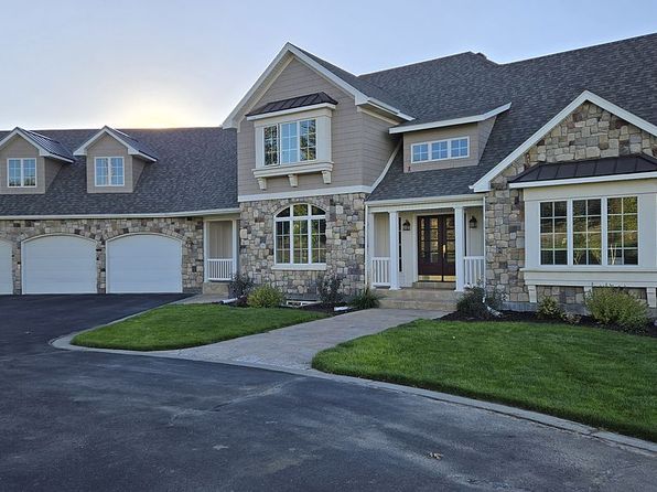 6191 E Clearwater Dr