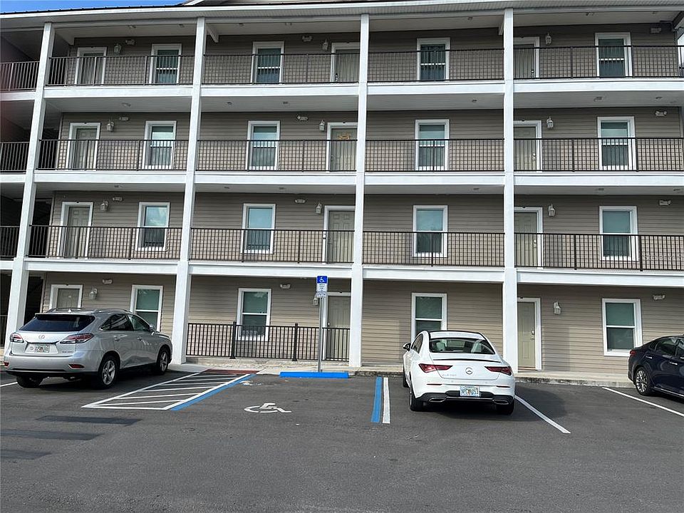 1st image of 841 Retreat Blvd Unit 202