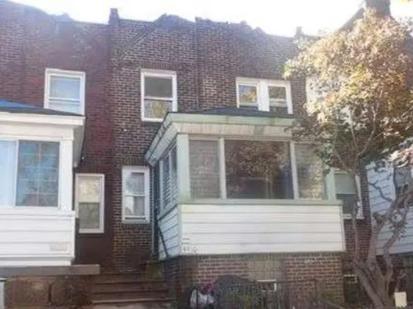5910 W Oxford St, Philadelphia, PA 19151