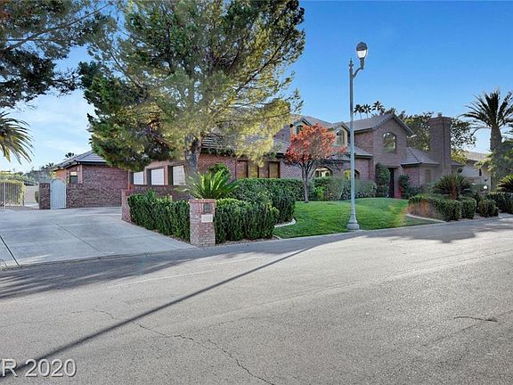 3rd image of 2509 Driftwood Dr