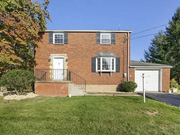 6 Alma Dr, Pittsburgh, PA 15238