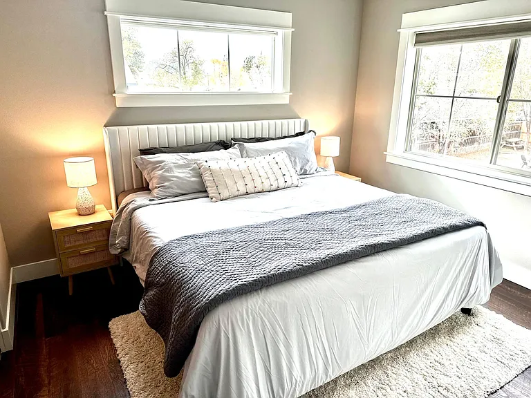 454 NE Burnside Ave #B — Photo 7