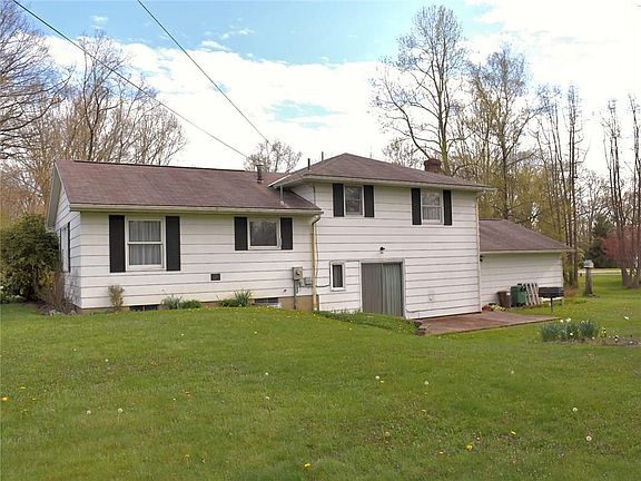 3rd image of 1188 Carmont Dr