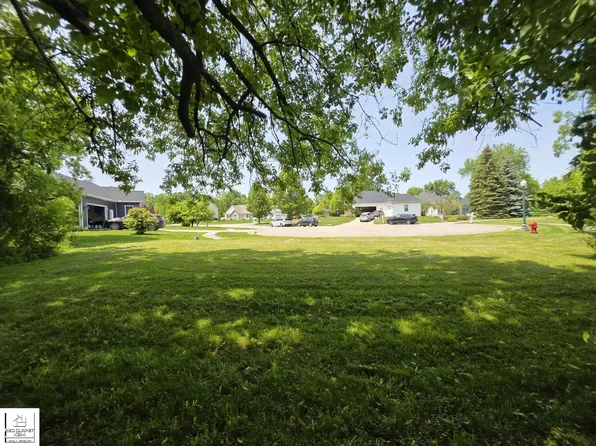 10294 Carriage Way, Davison, MI 48423