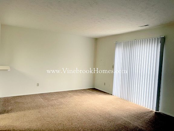 3rd image of 2497 Cross Village Dr