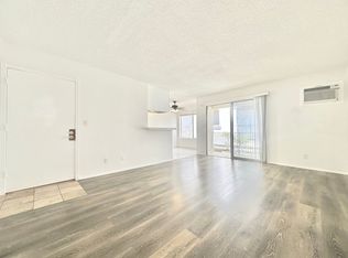 1752 Federal Ave APT 8, Los Angeles, CA 90025