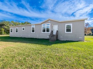 129 Perry Rd, Hawthorne, FL 32640