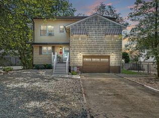 109 Pinewood Rd, Toms River, NJ 08753