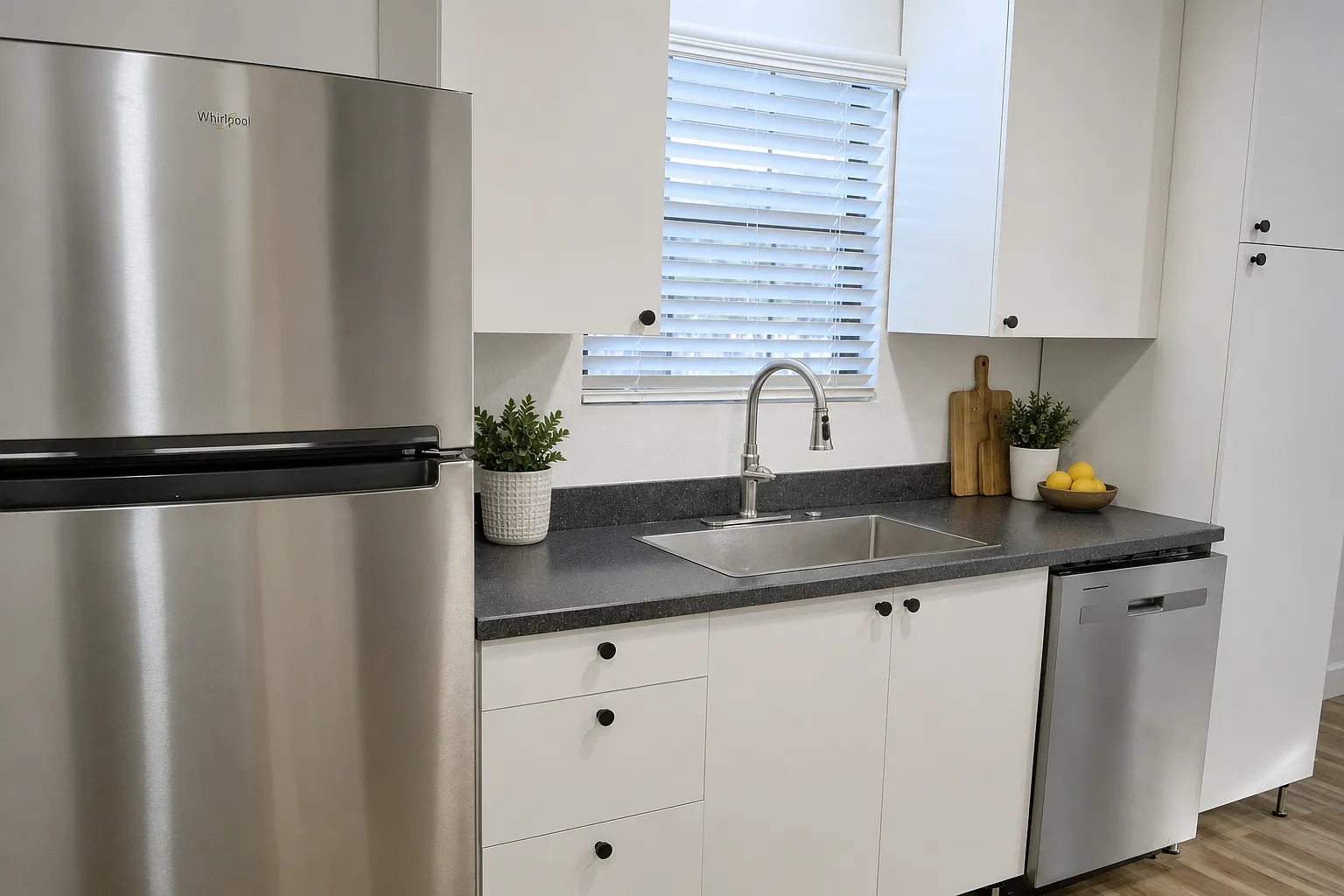 3 bed, 1200 sqft, $1,495 — Photo 2