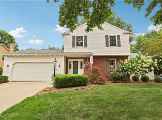 8771 Suncrest Dr, Poland, OH 44514