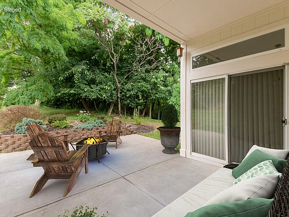 USE old world patio2