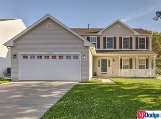 14909 Spaulding St, Omaha, NE 68116