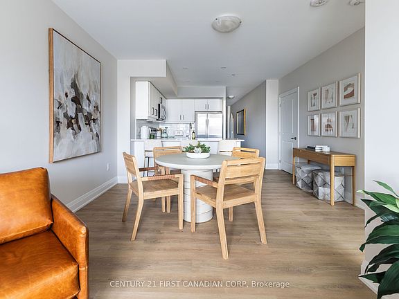 5th image of 4286 King St E #1007