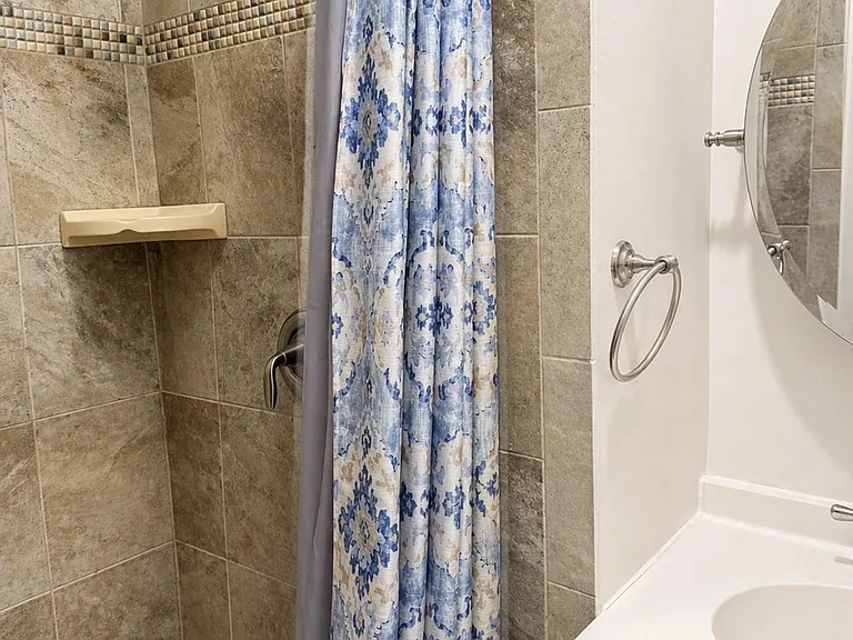8475 Imperial Dr #5-A — Photo 7