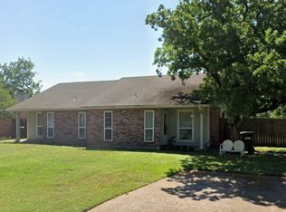 512 W Ridge Dr, College Station, TX 77845