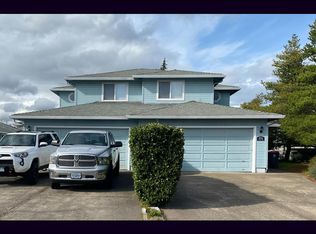 1059-1061 Hopkins Rd, Central Pt, OR 97502