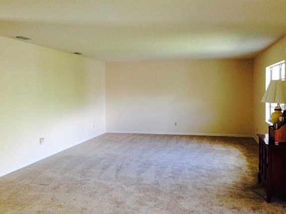 4th image of 2028 Hawkhurst Cir