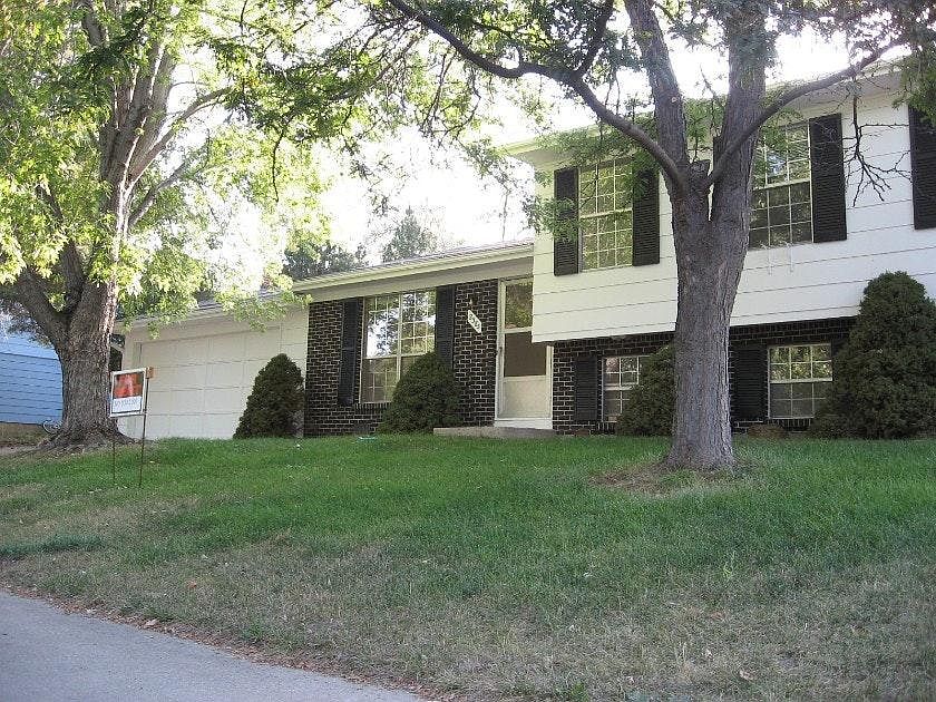 1st image of 2385 McKinley Ave