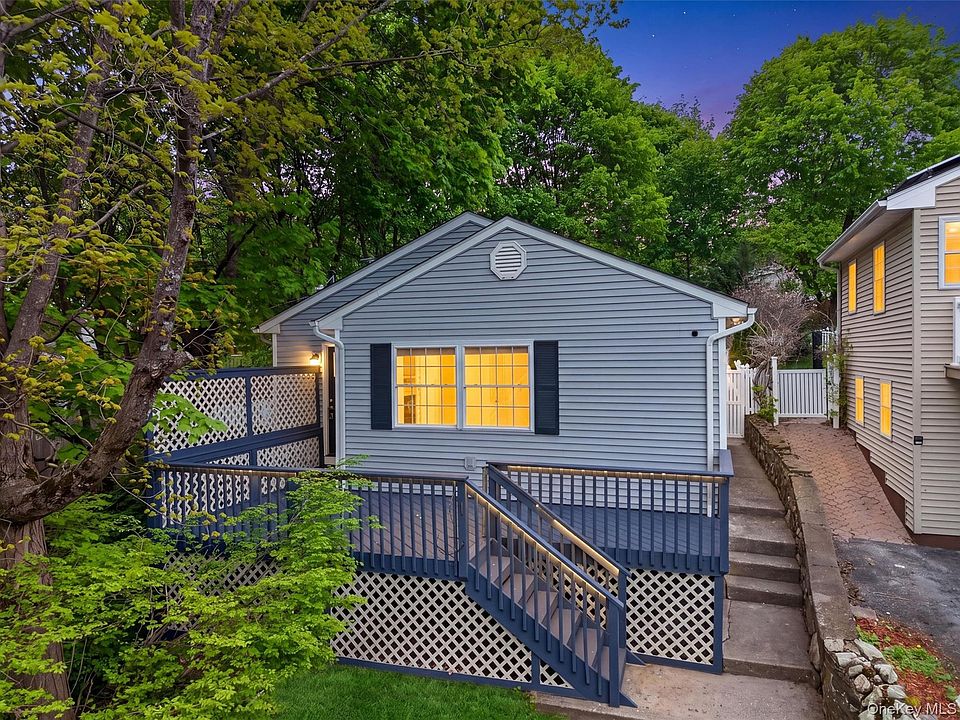 1st image of 21 Lakeview Drive