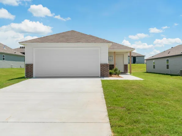 3144 Emerald Park Trl, Bauxite, AR 72011