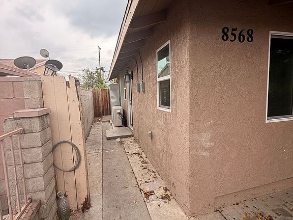 2nd image of 8570 Via Norte Dr