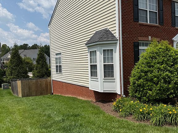 2nd image of 11497 Abbots Cross Ln