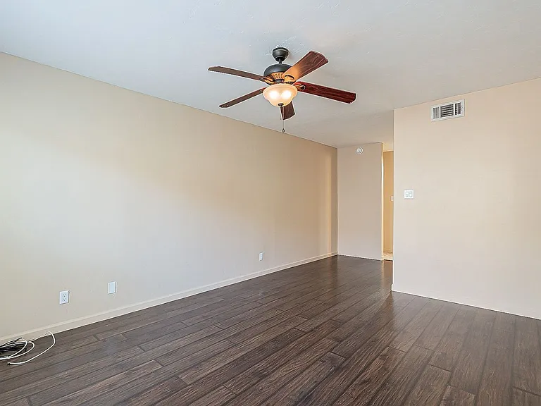 1620 N Wilmot Rd #N200 — Photo 25