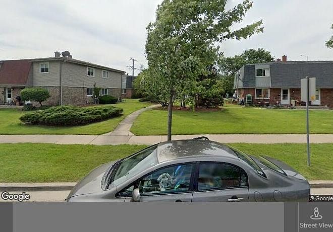 1st image of 188 Surrey Dr