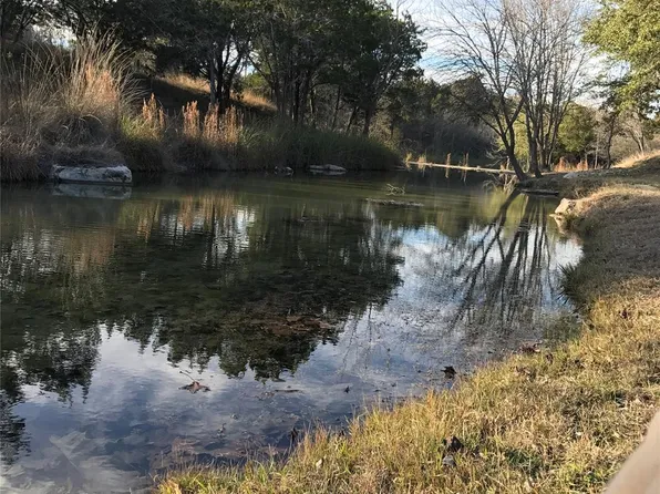 101 Hillview Trl, Dripping Springs, TX 78620