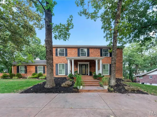 1440 Forest Ave, Saint Louis, MO 63122