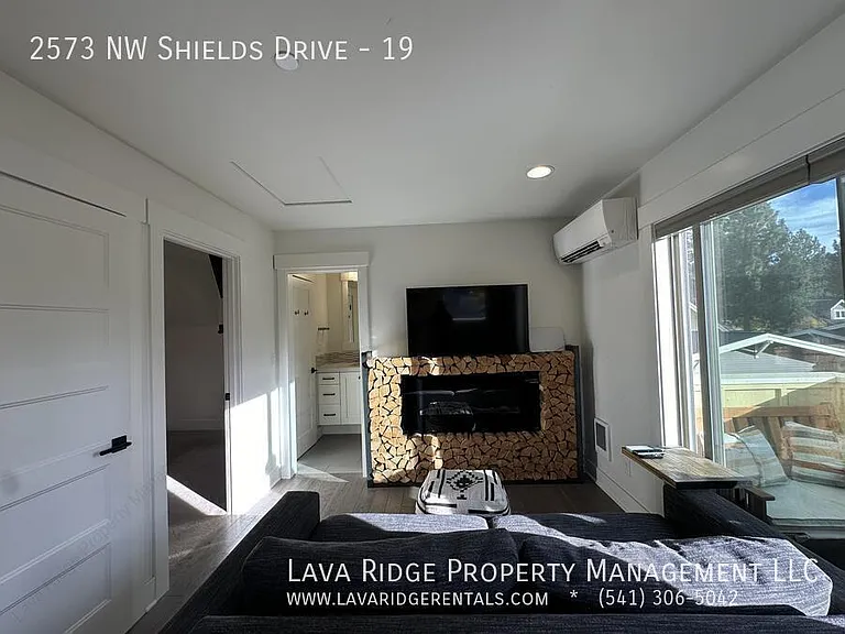2573 NW Shields Dr #19 — Photo 5