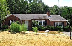 Home for Sale in Dickerson, Maryland $224,900