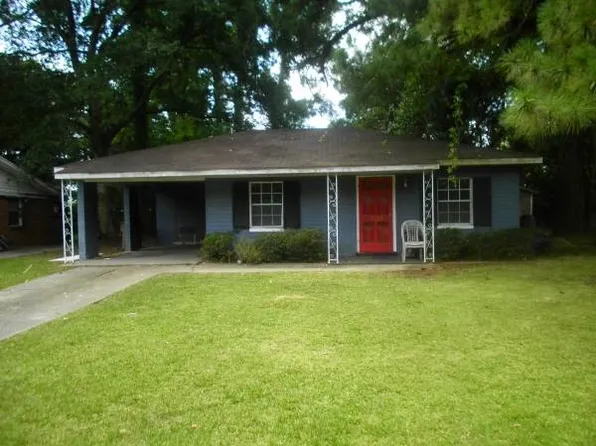 3105 Heather St, Mobile, AL 36607