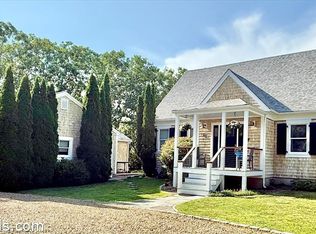 63 Saddle Club Rd, Edgartown, MA 02539