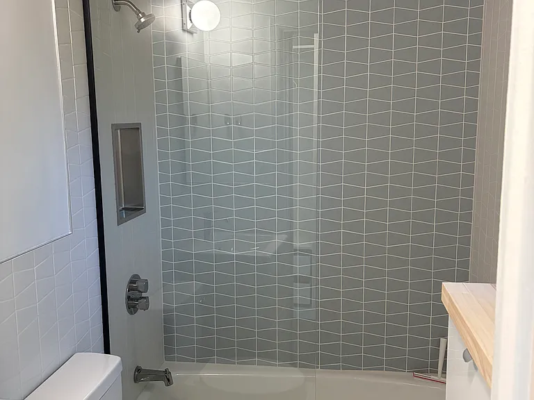 1063 Clayton St #D — Photo 9