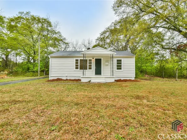 417 Maple Street, Hartwell, GA 30643