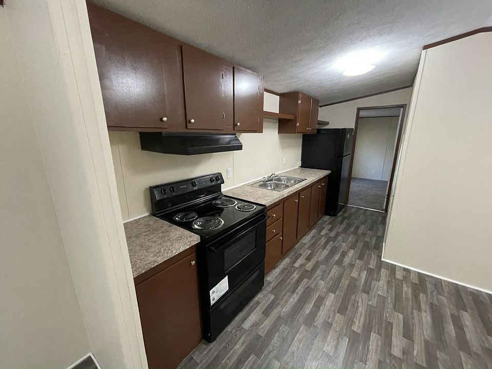 1st image of 2515 NE 50th Dr #222