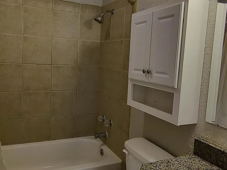 1527 N 55th Dr — Photo 37