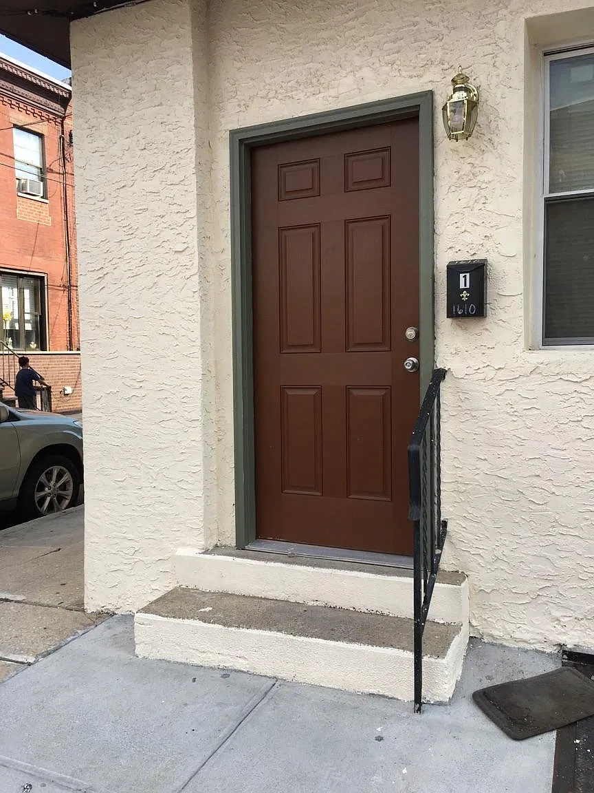 2 bed, 950 sqft, $1,495 — Photo 2