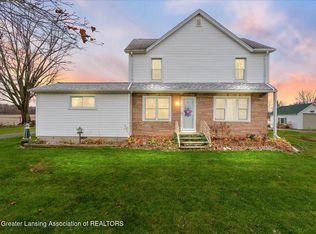 11739 Oneida Rd, Grand Ledge, MI 48837