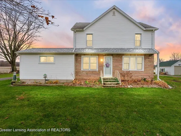 11739 Oneida Rd, Grand Ledge, MI 48837